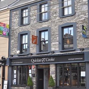 Quinlan & Cooke Boutique Townhouse And Qcs Seafood Restaurant